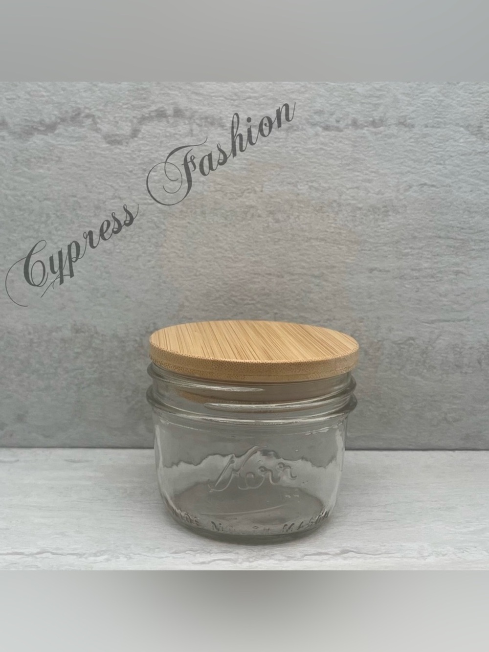 🎉 Kerr 8 oz Glass Mason Jar with Wooden Lid